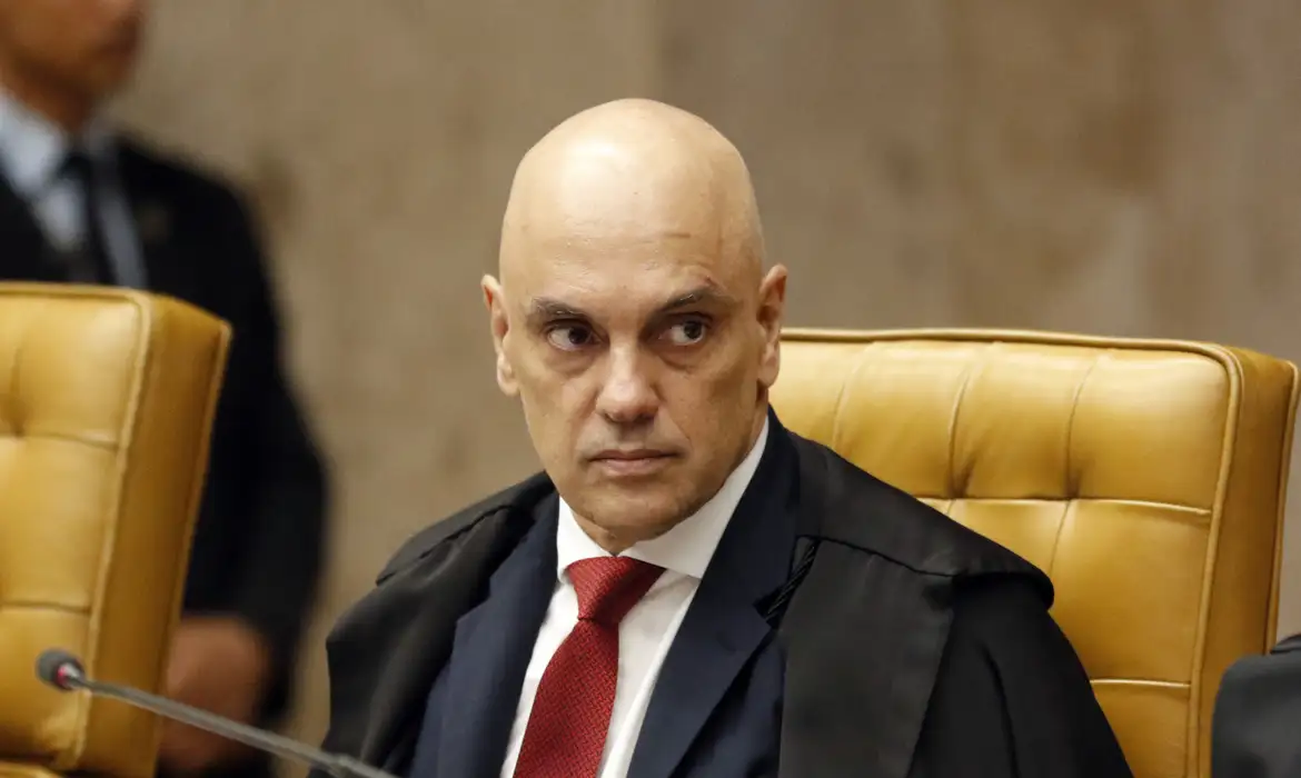 Imagem - Moraes manda rede social X pagar multa de R$ 8,1 milhões