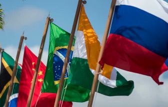 Brics deve avançar no uso de moedas locais entre os países-membros