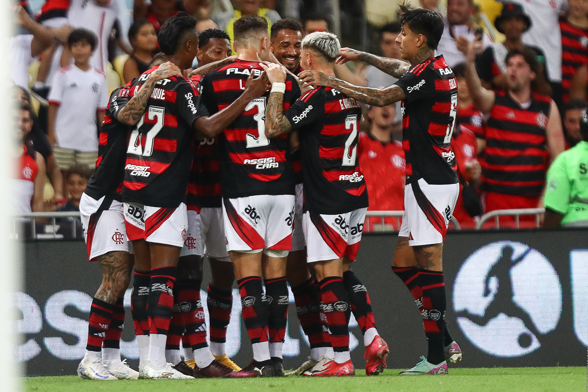 Flamengo goleia Maricá e confirma título da Taça Guanabara de 2025