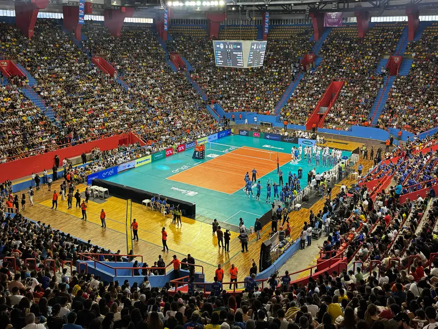 Torcida paraense bate recorde de público da Superliga de Voleibol, em Belém