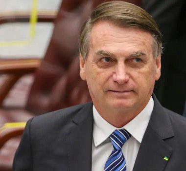 Imagem - Bolsonaro revela uso de chip hormonal para aumentar desempenho sexual