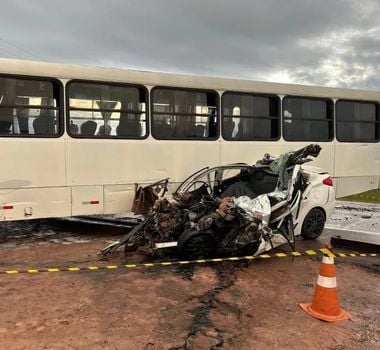 Imagem - Vídeo: jovem de 14 anos que dirigia carro morre após forte colisão com ônibus na estrada de Moju