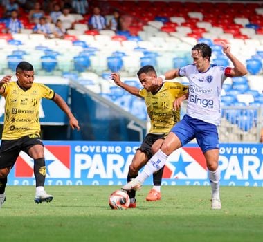 Imagem - Paysandu vence o Castanhal com falha bizarra do goleiro