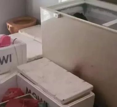 Imagem - Corpo carbonizado é encontrado dentro de freezer no RS