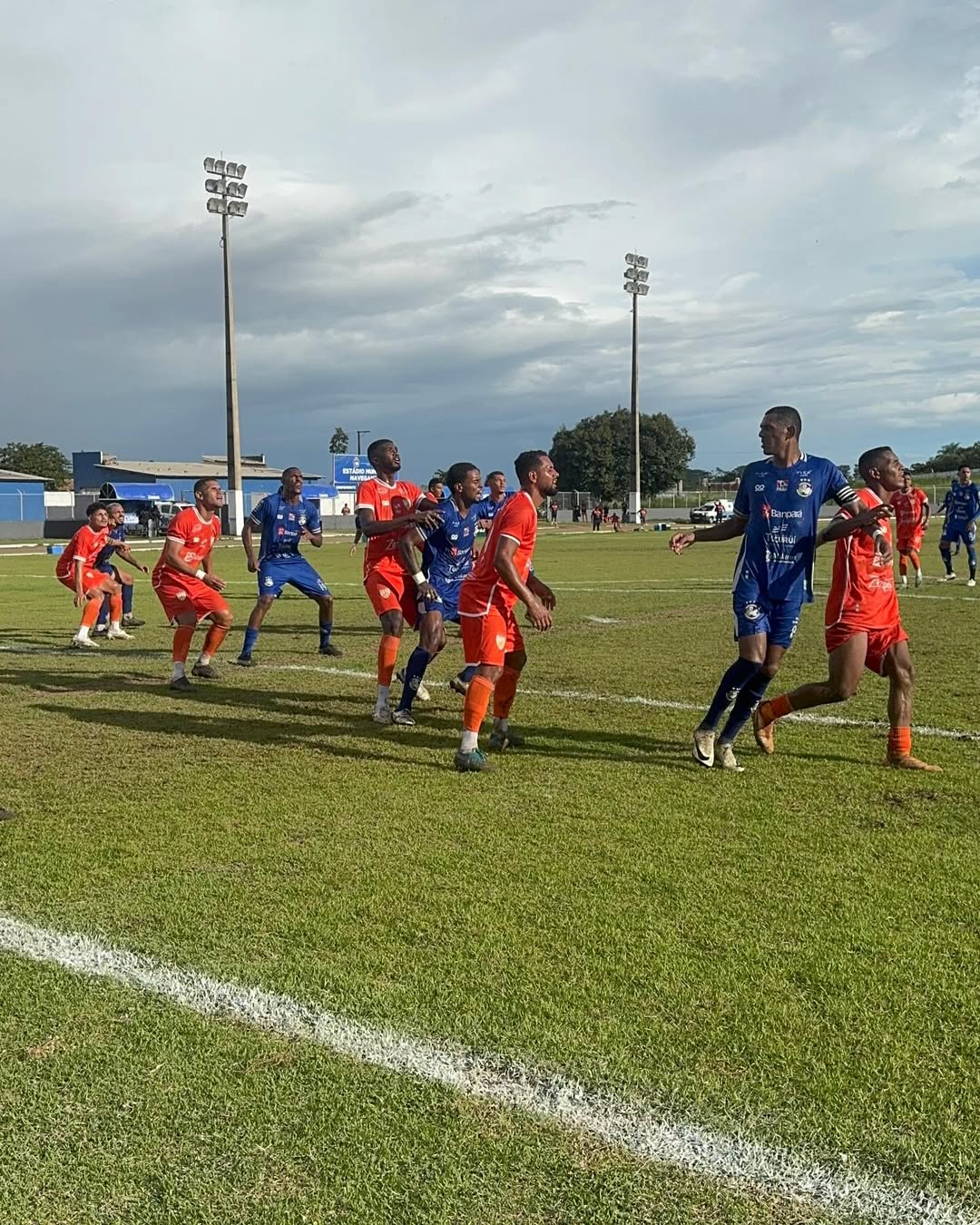 Independente (de azul) e Capitão Poço (de laranja) estão envolvidos no caso