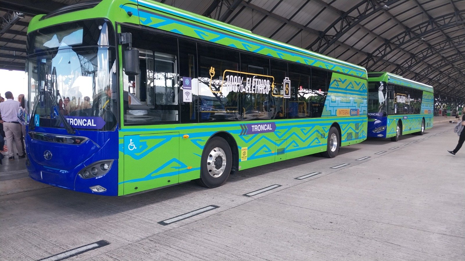 Imagem - Prefeito de Belém justifica inatividade de ônibus elétricos e anuncia manutenção; veja