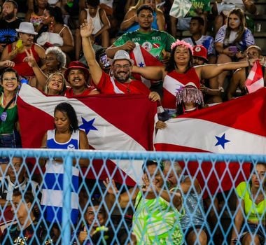 Imagem - Vídeo: Grande Rio contesta resultado e exibe camisa provocativa