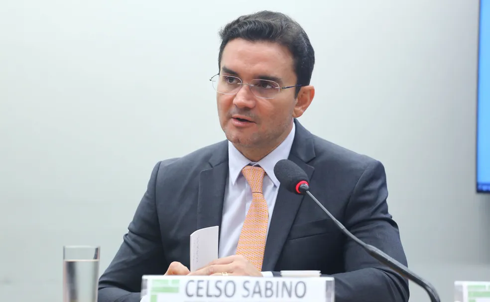 Ministro do Turismo, Celso Sabino, comemora resultados do setor em 2024