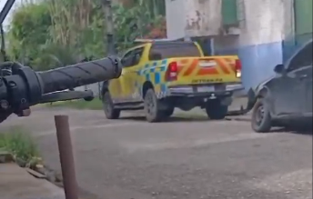Imagem - Video: agentes do Detran destroem carro de mulher em Ananindeua, na Grande Belém