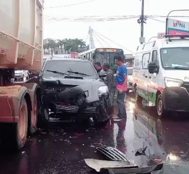 Imagem - Vídeo: acidente no túnel do entroncamento deixa uma pessoa ferida e trânsito lento, em Belém