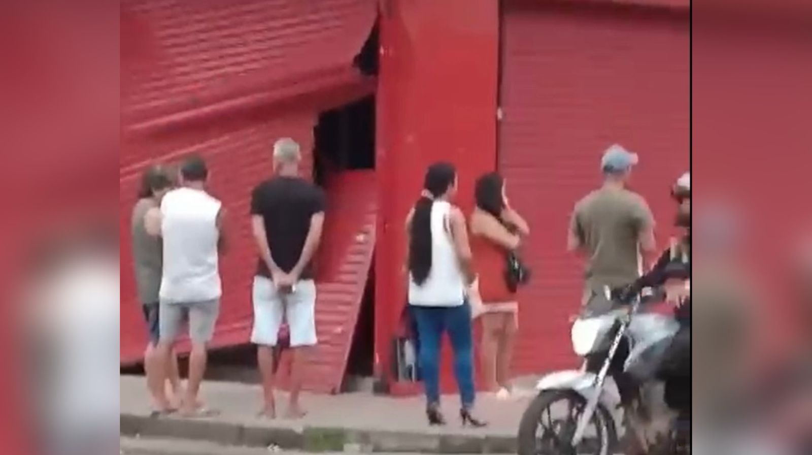 Imagem - Vídeo: loja é arrombada e mercadorias são furtadas no bairro do Tenoné, em Belém