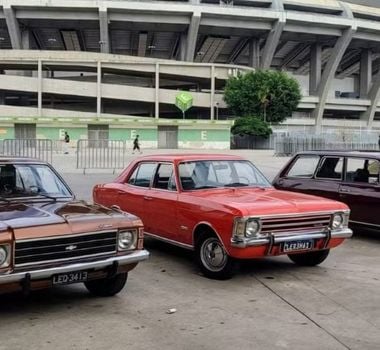 Imagem - Donos de carros clássicos usados em 'Ainda Estou Aqui' realizam desfile no RJ para celebrar o Oscar