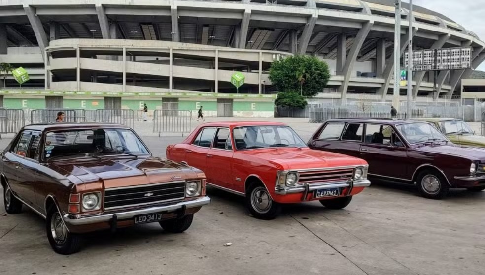 Imagem - Donos de carros clássicos usados em 'Ainda Estou Aqui' realizam desfile no RJ para celebrar o Oscar