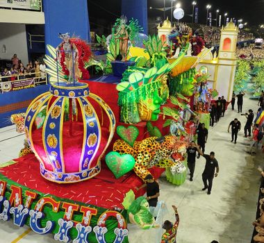 Imagem - Carnaval 2025: três Escolas de Samba são rebaixadas após apuração do desfile em Belém; veja quais