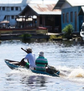 Imagem - Mãe e dois filhos morrem após colisão entre rabetas no rio Jacarezinho, em Breves