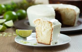 7 receitas de bolo de liquidificador sem glúten