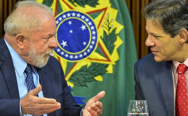 Lula apresenta Projeto de Lei com isenção de imposto de Renda até R$ 5 mil