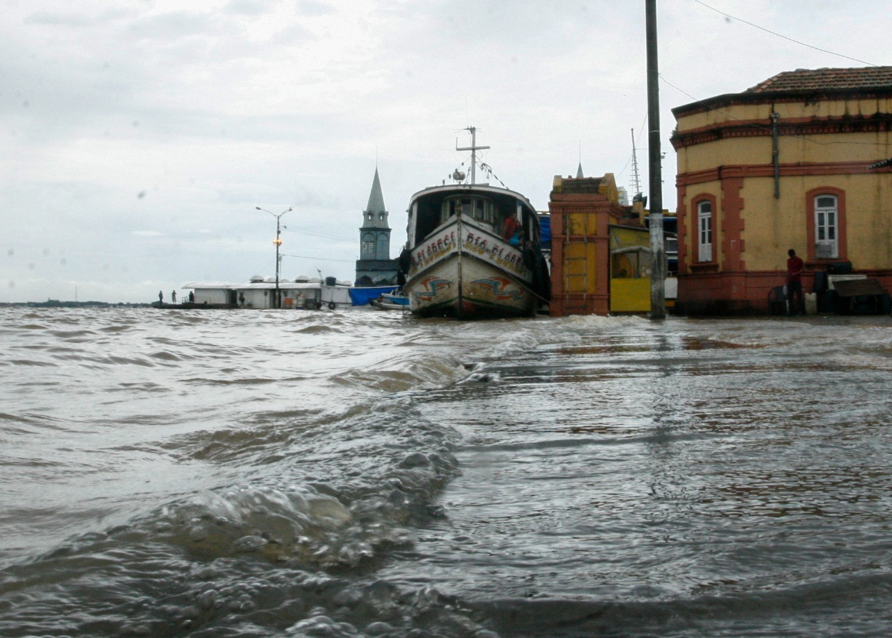 Imagem - Tábua de Marés: confira horário da maré alta em Belém