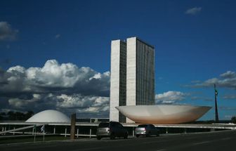 Congresso antecipa votação do orçamento 2025 para esta quinta-feira