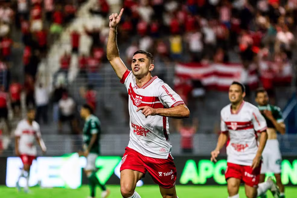 Imagem - Remo faz proposta por meia de rival azulino na Série B, afirma jornalista