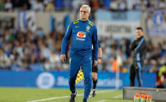 Dorival pode ser demitido pelo presidente da CBF, Ednaldo Rodrigues.