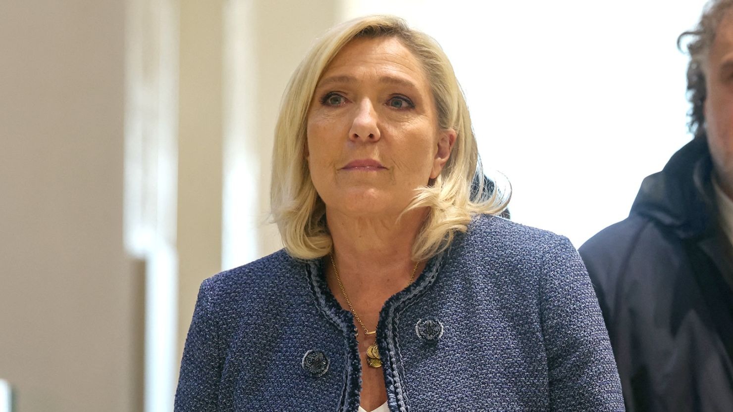 Imagem - Le Pen, líder da direita na França, fica inelegível após condenação