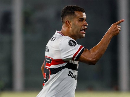 Imagem - São Paulo estreia na Libertadores com vitória sobre o Talleres na Argentina