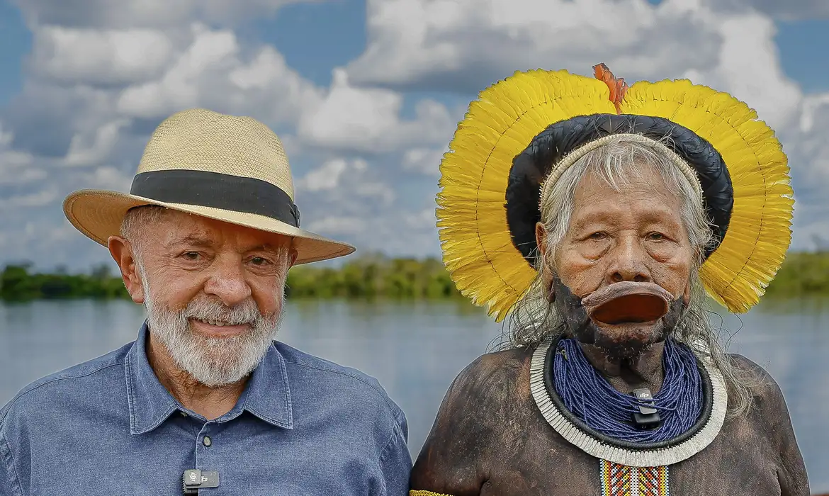 Imagem - Em encontro com Lula, Raoni alerta sobre exploração de petróleo na Foz do Amazonas