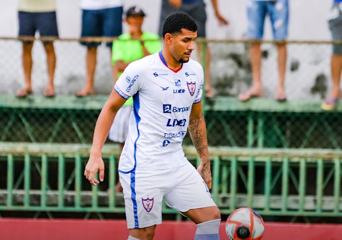 Águia avançou para final nos pênaltis - 