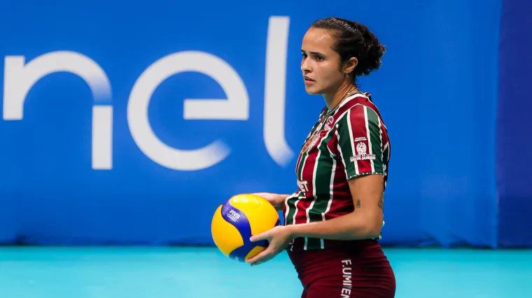 Imagem - Levantadora do Fluminense joga grávida em partida da Superliga Feminina de Vôlei; assista