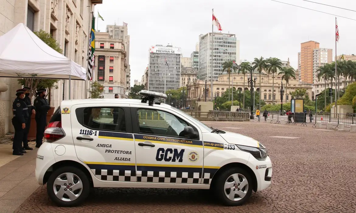 Imagem - Dino proíbe mudança da Guarda Civil para Polícia Municipal em São Paulo