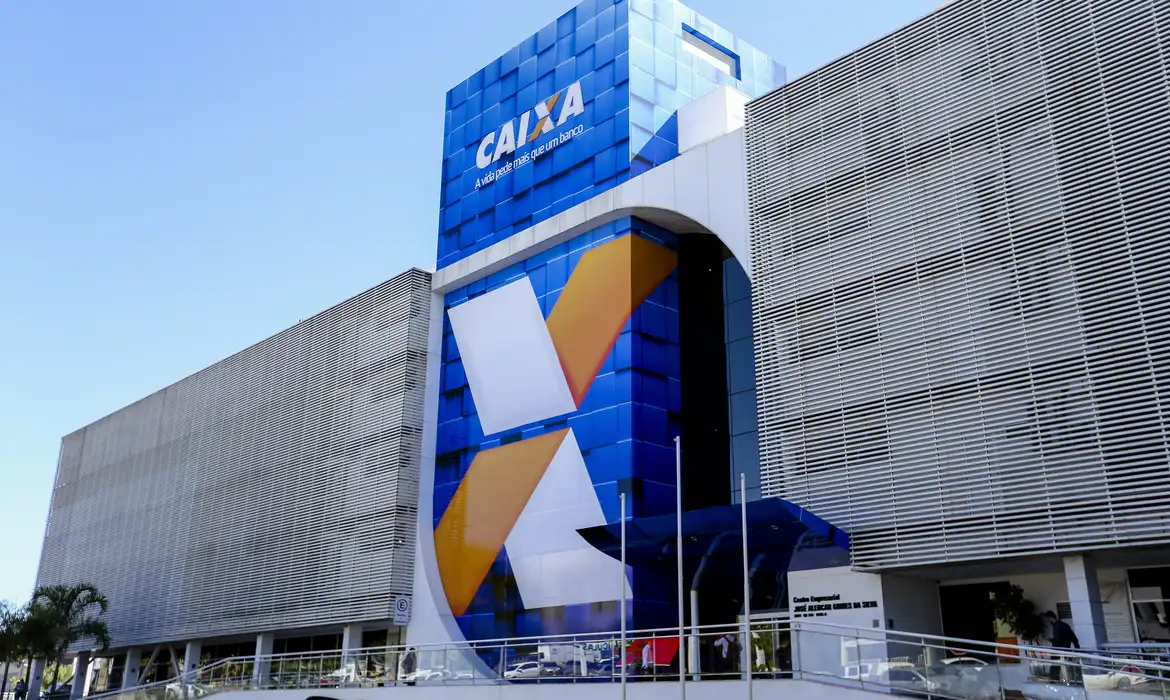 Imagem - Caixa libera abono salarial para nascidos em março e abril nesta terça-feira