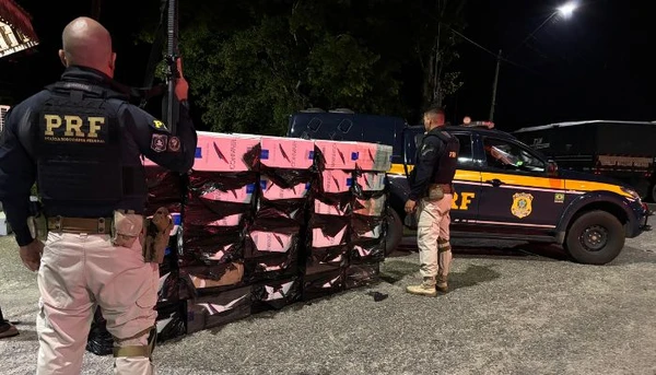 Cerca de 15 mil maços da marca Convair, de origem paraguaia, foram encontrados em ônibus que saiu de Belém com destino a Fortaleza.