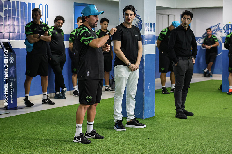 Imagem - Crise no Paysandu: torcida cobra saídas de Felipe Albuquerque e Luizinho Lopes