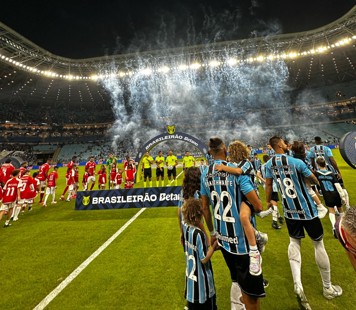 Imagem - Grêmio e Internacional empatam clássico pelo Brasileirão