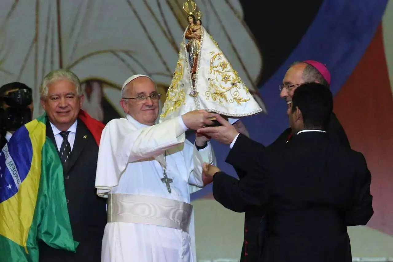 Imagem - Basílica de Nazaré homenageia Papa Francisco; assista