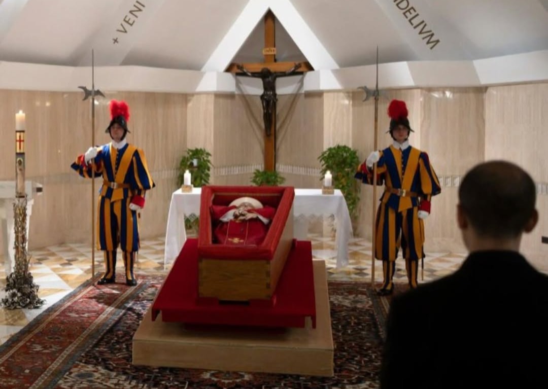 Imagem - Alcolumbre, Motta e Barroso devem acompanhar Lula no velório do papa Francisco