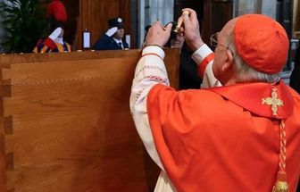 Papa Francisco tem sepultamento concluído, confirma Vaticano
