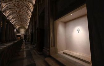 Túmulo de papa Francisco é aberto à população neste domingo