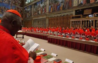 Conclave para escolher novo papa começa em 7 de maio, anuncia Vaticano
