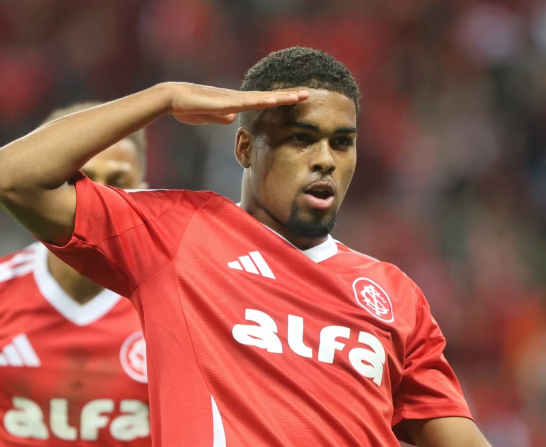 Imagem - Inter marca no fim e sai na frente do Maracanã na Copa do Brasil