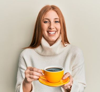 Imagem - 6 dicas para consumir o café sem prejudicar os dentes