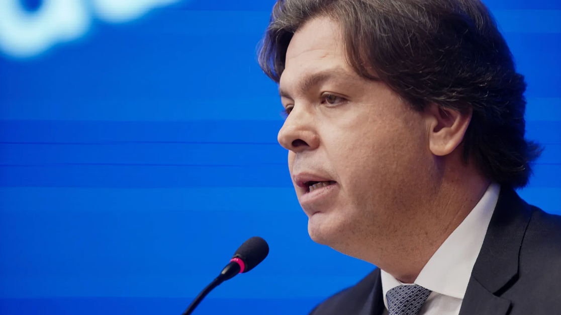 Frederico Siqueira Filho.