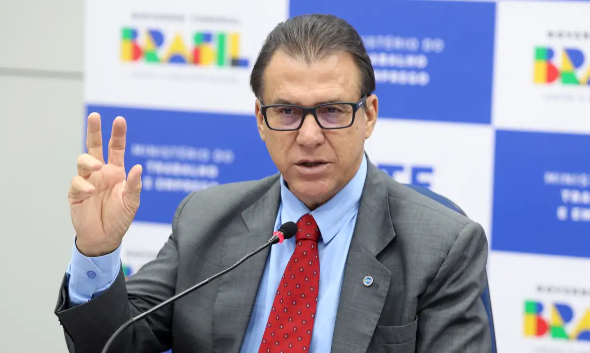 Imagem - Brasil registrou 71,5 mil postos formais de trabalho em março