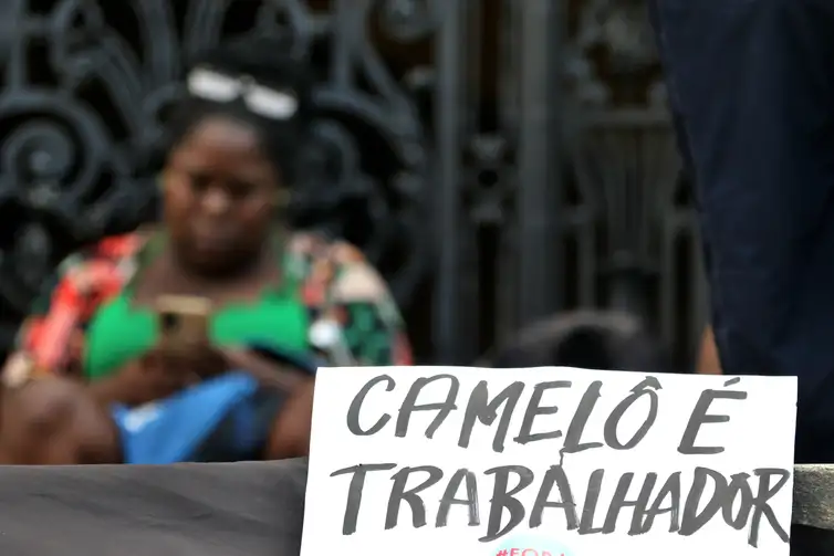Informalidade expõe trabalhadores a mais riscos.