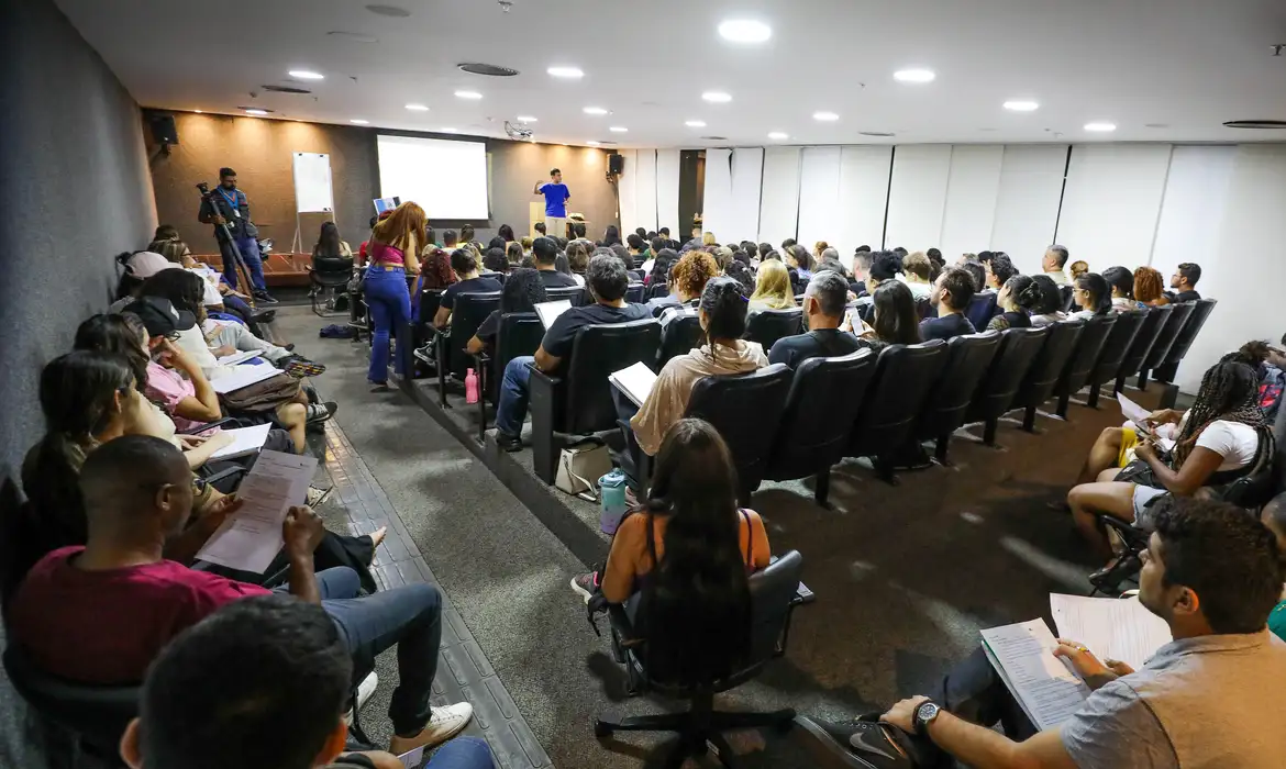 Imagem - Governo define lotação de 370 aprovados no CNU