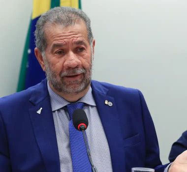Imagem - Demissão de Lupi é a 11ª troca de ministro do governo Lula