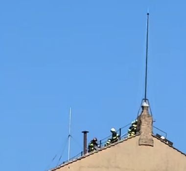 Imagem - Vaticano instala chaminé sobre a Capela Sistina; assista