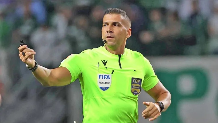 Bruno Arleu de Araújo protagonizou marcação de lance polêmico - 