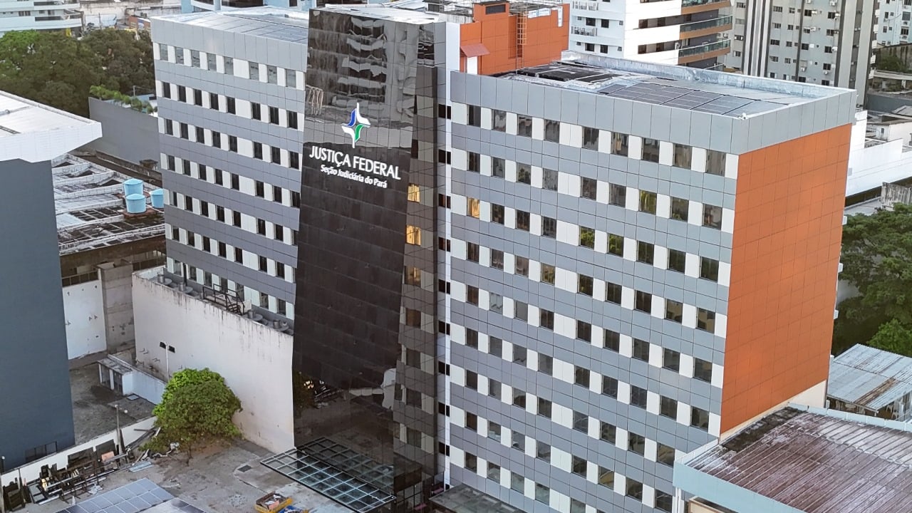 Prédio da Justiça Federal, no bairro do Umarizal